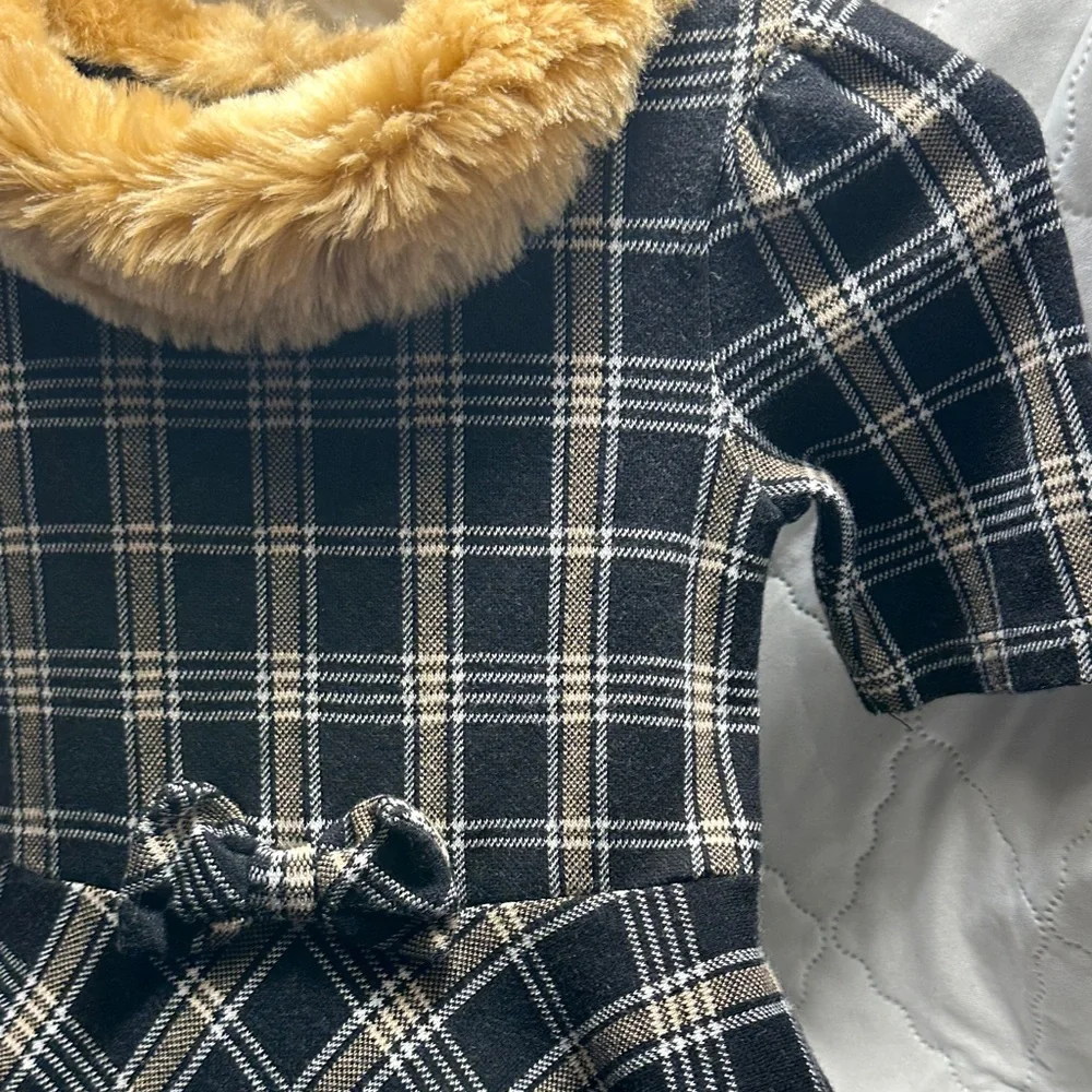 Janie and Jack Black and Cream Plaid Dress with Gold Faux Fur Collar - Picture 5 of 9